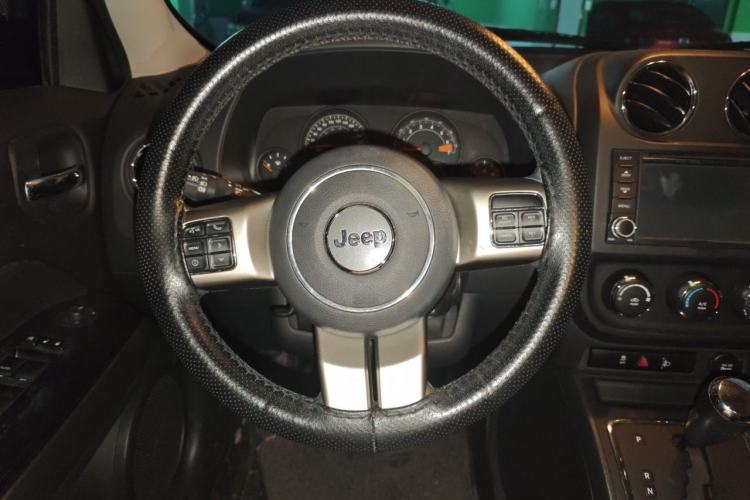 Used Jeep Patriot 2014 2.0L Sport Enhanced Edition Steering Wheel