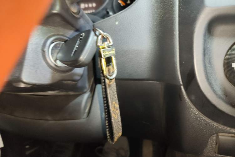 Used Jeep Patriot 2014 2.0L Sport Enhanced Edition Vehicle Key