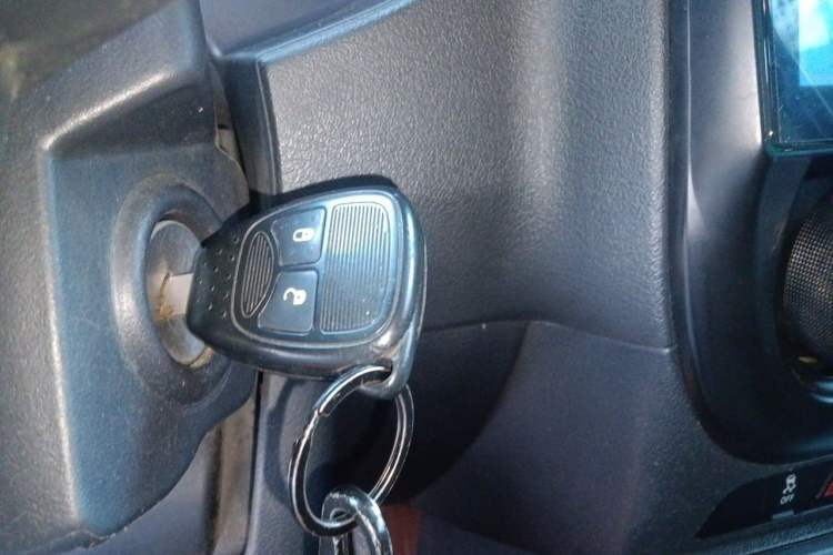 Used Jeep Patriot 2014 2.0L Sport Enhanced Edition Vehicle Key