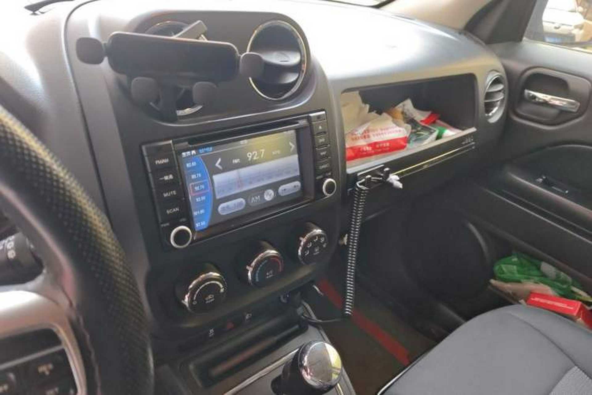 Used Jeep Patriot 2014 2.0L Sport Enhanced Edition Audio And AC Panel