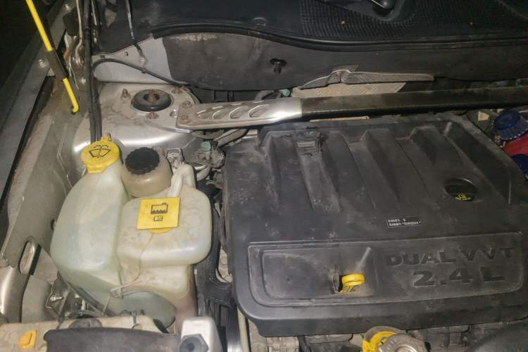 Used Jeep Patriot 2014 2.4L Luxury Navigation Edition Engine Bay Right