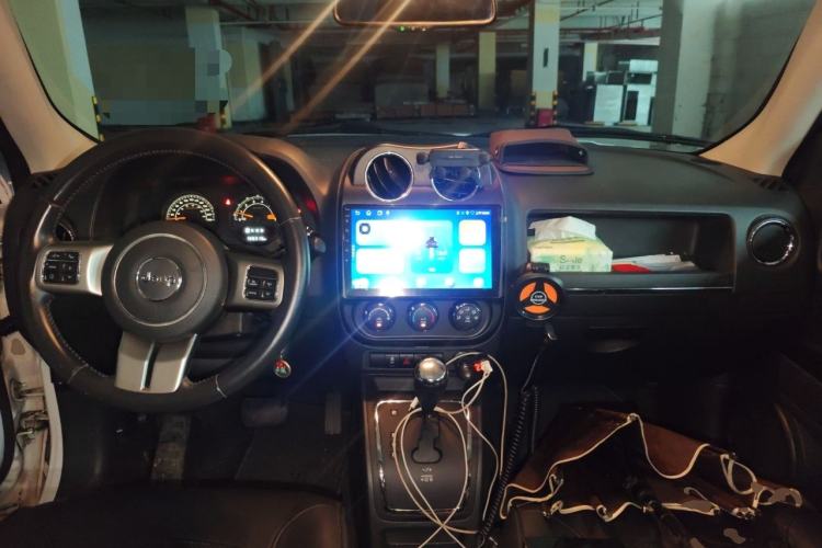 Used Jeep Patriot 2014 2.0L Sport Enhanced Edition Center Console