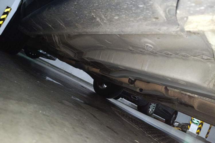 Used Jeep Patriot 2014 2.4L Sport Edition Chassis Front Right