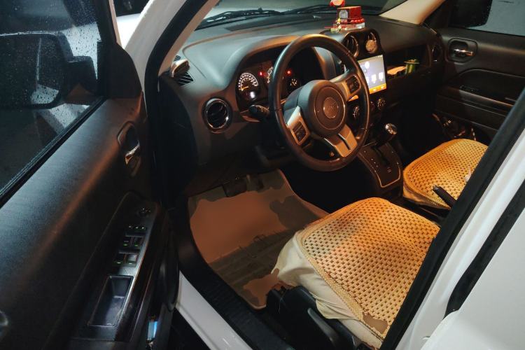 Used Jeep Patriot 2014 2.0L Sport Enhanced Edition Driver Seat