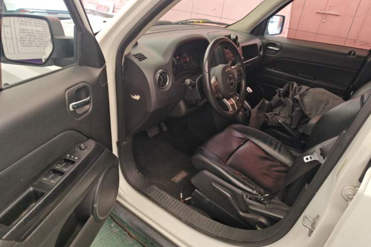 Used Jeep Patriot 2014 2.0L Sport Edition Driver Seat
