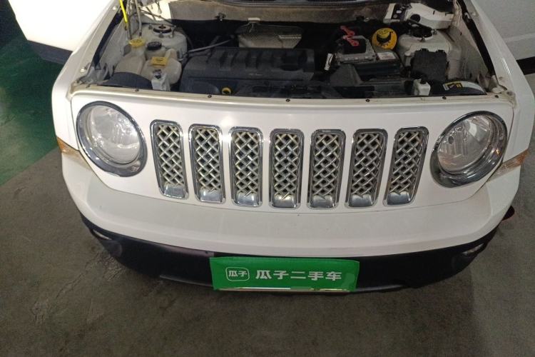 Used Jeep Patriot 2014 2.4L Sport Edition Engine Bay