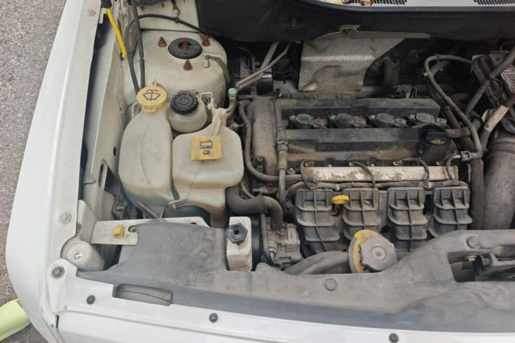 Used Jeep Patriot 2014 2.0L Sport Edition Engine Bay Right