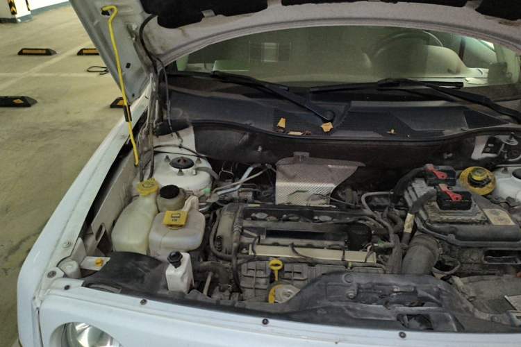 Used Jeep Patriot 2014 2.4L Sport Edition Engine Bay Right