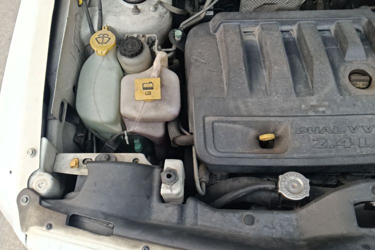Used Jeep Patriot 2014 2.4L Sport Edition Engine Bay Right