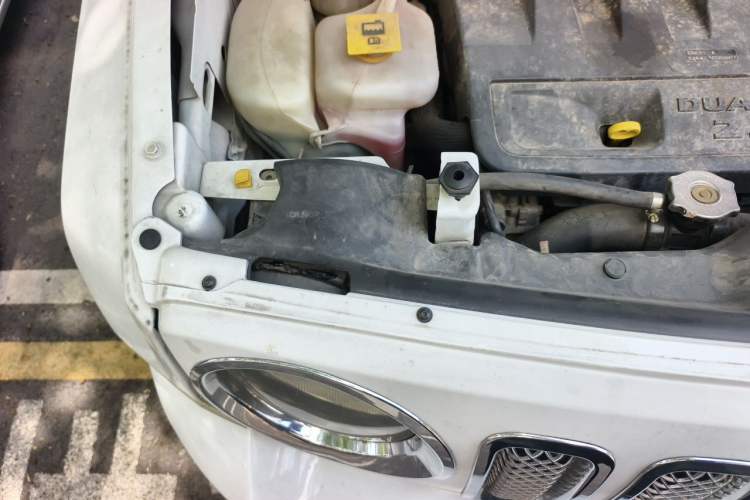 Used Jeep Patriot 2014 2.4L Sport Edition Engine Bay Right