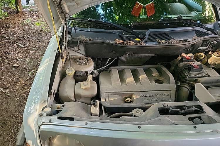 Used Jeep Patriot 2014 2.4L Serpentine Collection Edition Engine Bay Right