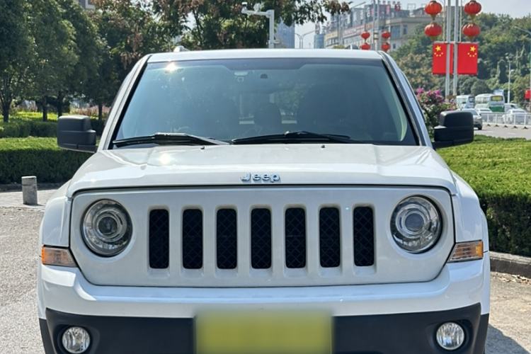Used Jeep Patriot 2014 2.0L Sport Edition Exterior 3