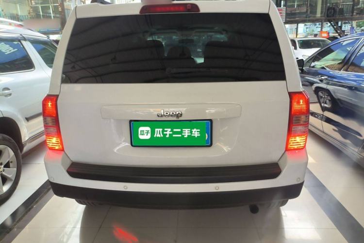 Used Jeep Patriot 2014 2.4L Sport Edition Exterior 4