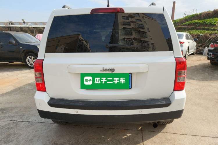 Used Jeep Patriot 2014 2.0L Sport Enhanced Edition Exterior 4