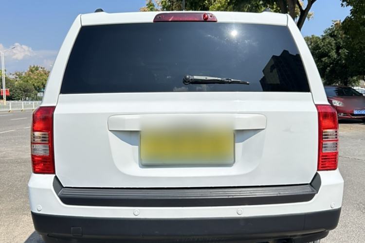 Used Jeep Patriot 2014 2.0L Sport Edition Exterior 4