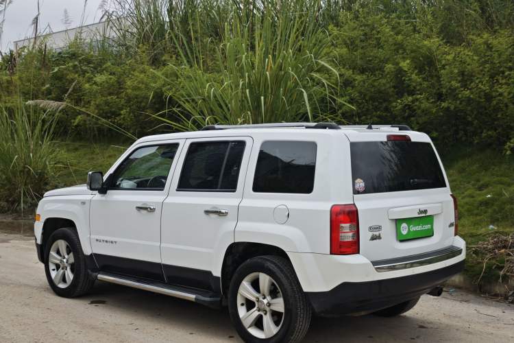 Used Jeep Patriot 2014 2.4L Luxury Navigation Edition Exterior 4