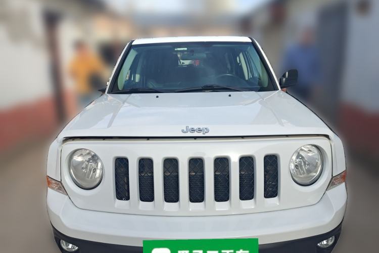 Used Jeep Patriot 2014 2.0L Sport Edition Front