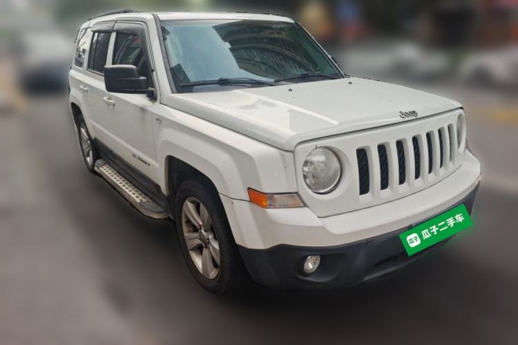 Used Jeep Patriot 2014 2.0L Sport Edition Front Right 45 Deg