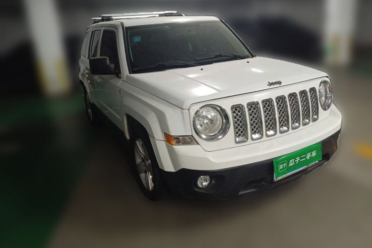 Used Jeep Patriot 2014 2.4L Sport Edition Front Right 45 Deg