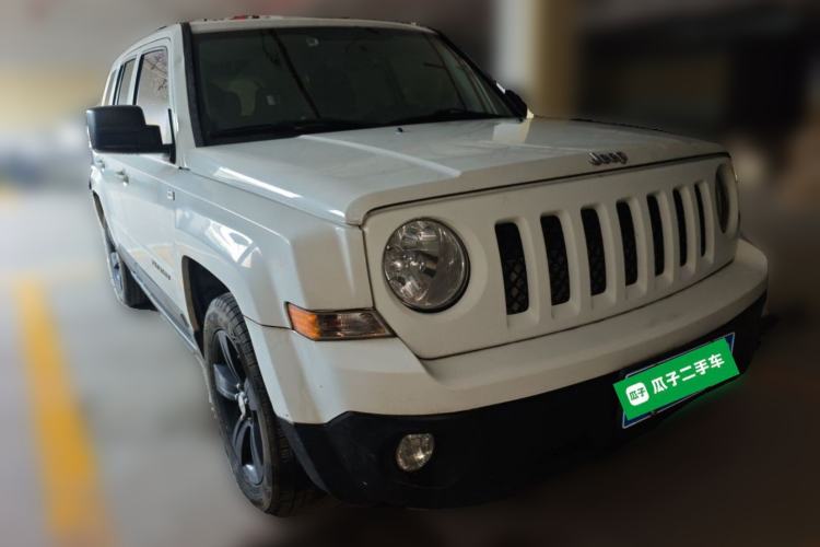 Used Jeep Patriot 2014 2.0L Sport Enhanced Edition Front Right 45 Deg