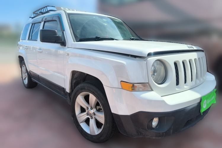 Used Jeep Patriot 2014 2.4L Sport Edition Front Right 45 Deg
