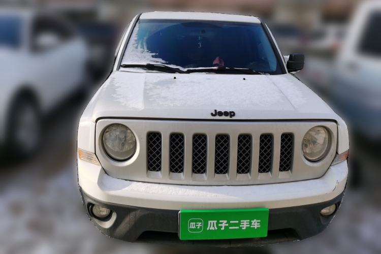 Used Jeep Patriot 2014 2.4L Serpentine Collection Edition Front