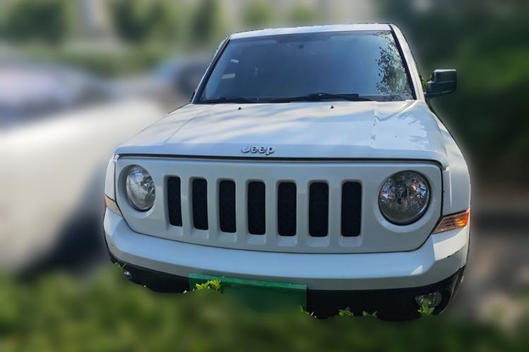 Used Jeep Patriot 2014 2.4L Luxury Navigation Edition Front