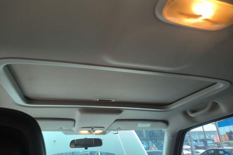 Used Jeep Patriot 2014 2.4L Sport Edition Headliner