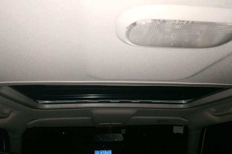 Used Jeep Patriot 2014 2.4L Sport Edition Headliner