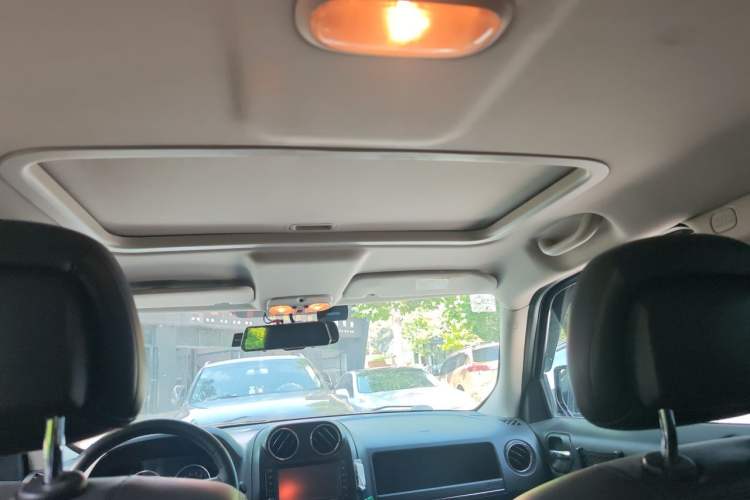 Used Jeep Patriot 2014 2.4L Luxury Navigation Edition Headliner