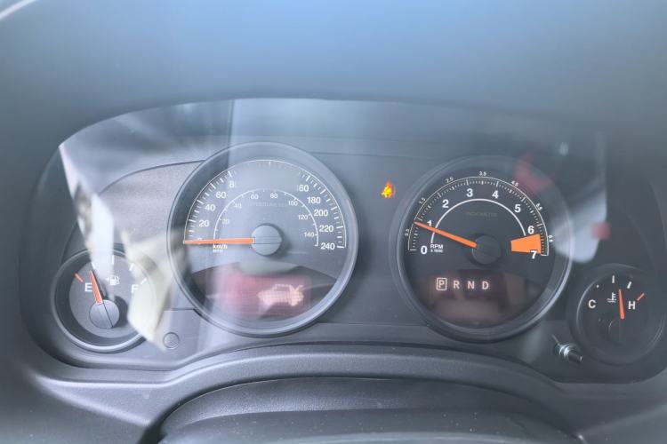 Used Jeep Patriot 2014 2.4L Sport Edition Instrument Cluster