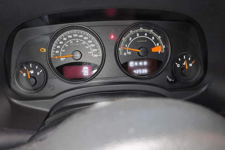 Used Jeep Patriot 2014 2.4L Sport Edition Instrument Cluster