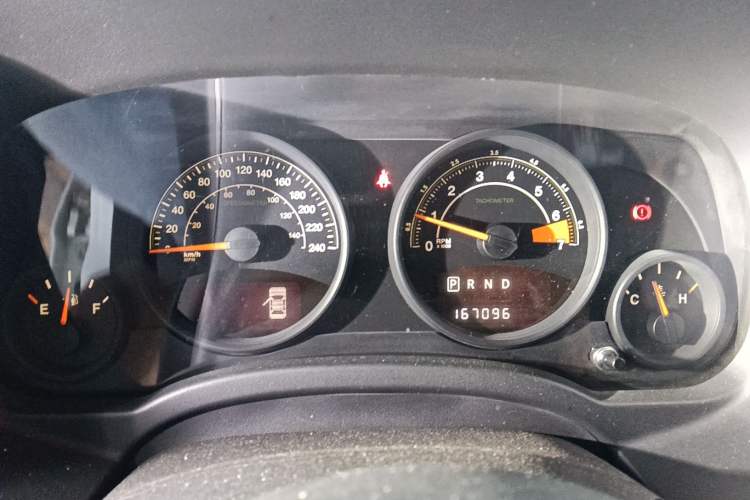 Used Jeep Patriot 2014 2.4L Sport Edition Instrument Cluster