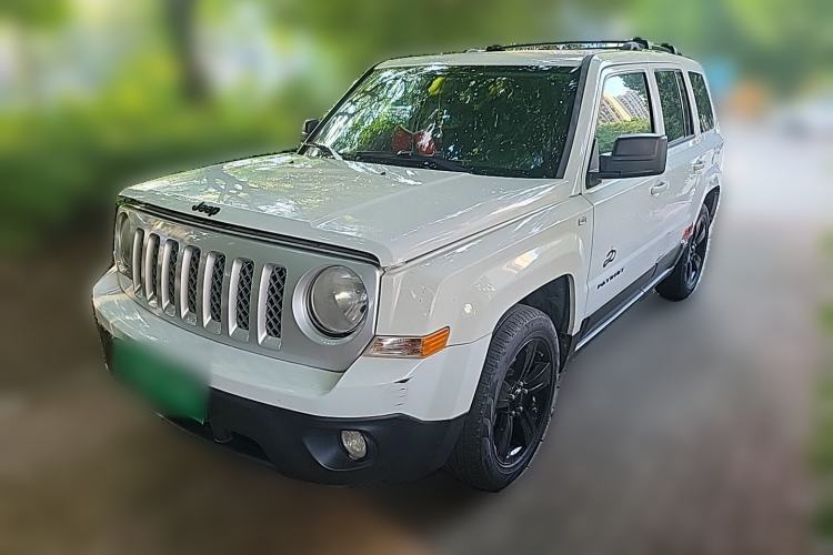 Used Jeep Patriot 2014 2.4L Serpentine Collection Edition Guazi used car, China used car export, Used car for sale, Used cars, Cheapest cars for sale