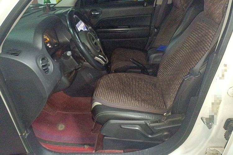 Used Jeep Patriot 2014 2.4L Sport Edition Left Front Seat