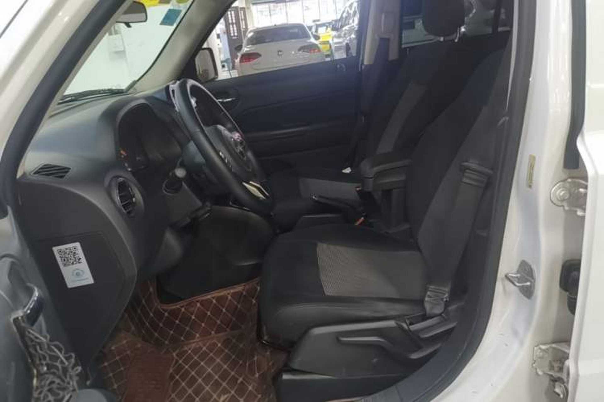 Used Jeep Patriot 2014 2.4L Sport Edition Left Front Seat