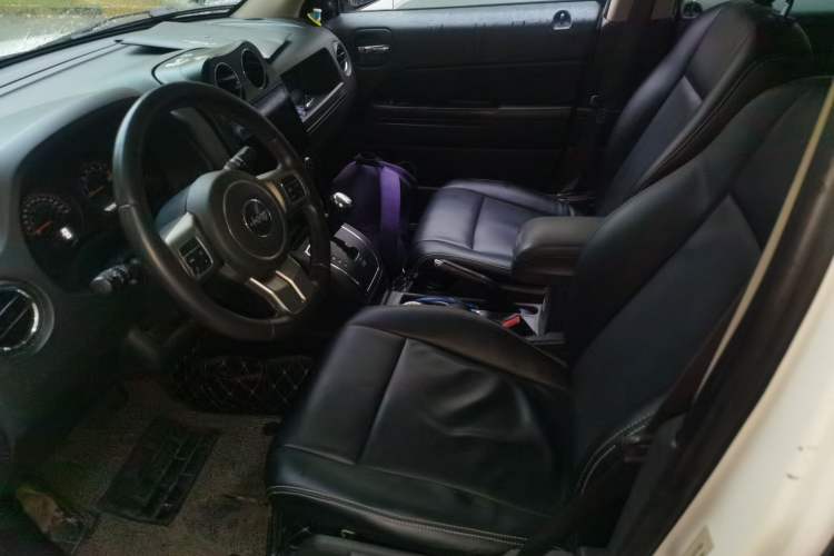 Used Jeep Patriot 2014 2.4L Sport Edition Left Front Seat