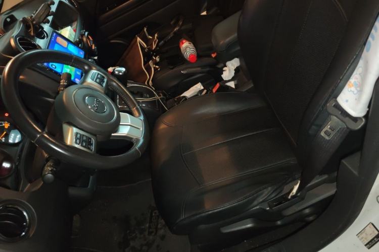 Used Jeep Patriot 2014 2.0L Sport Enhanced Edition Left Front Seat