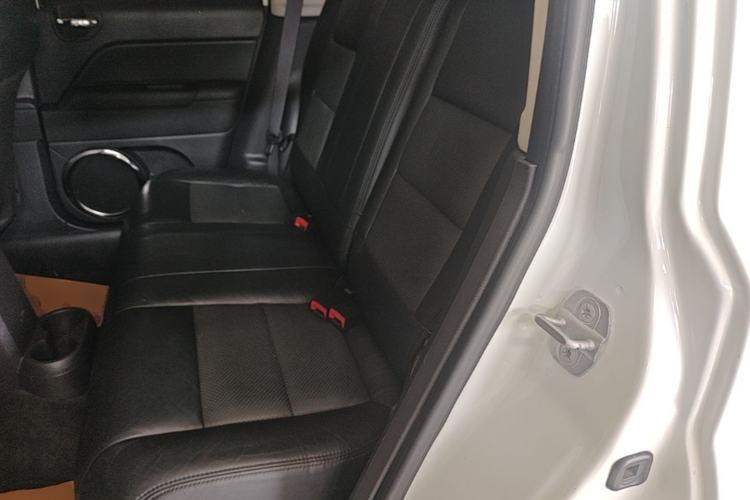 Used Jeep Patriot 2014 2.0L Sport Edition Left Rear Seat