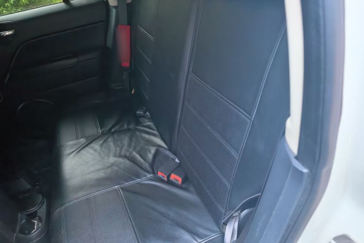 Used Jeep Patriot 2014 2.4L Sport Edition Left Rear Seat
