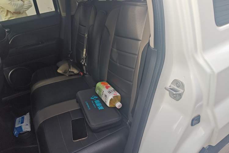 Used Jeep Patriot 2014 2.0L Sport Edition Left Rear Seat