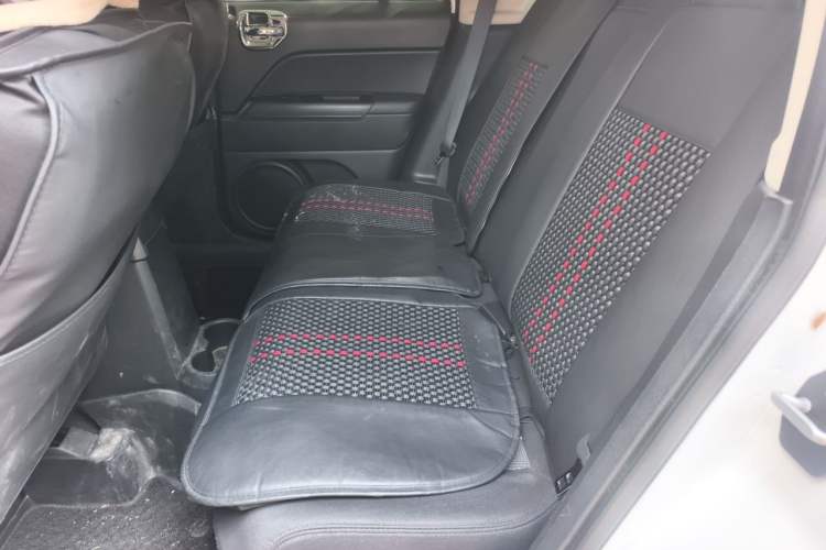 Used Jeep Patriot 2014 2.4L Sport Edition Left Rear Seat