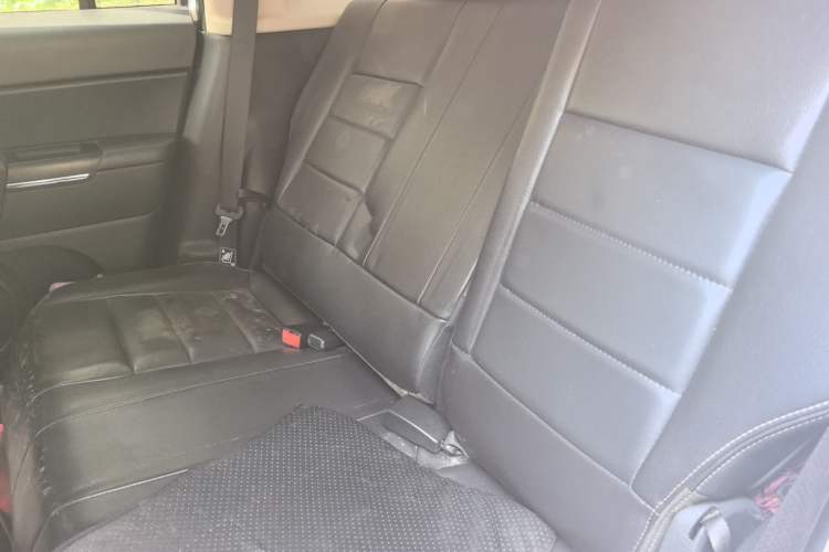 Used Jeep Patriot 2014 2.4L Luxury Navigation Edition Left Rear Seat
