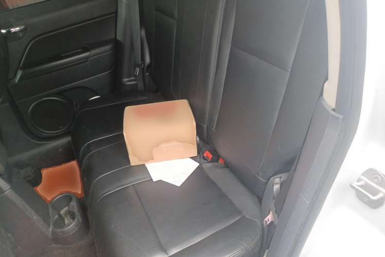 Used Jeep Patriot 2014 2.4L Sport Edition Left Rear Seat