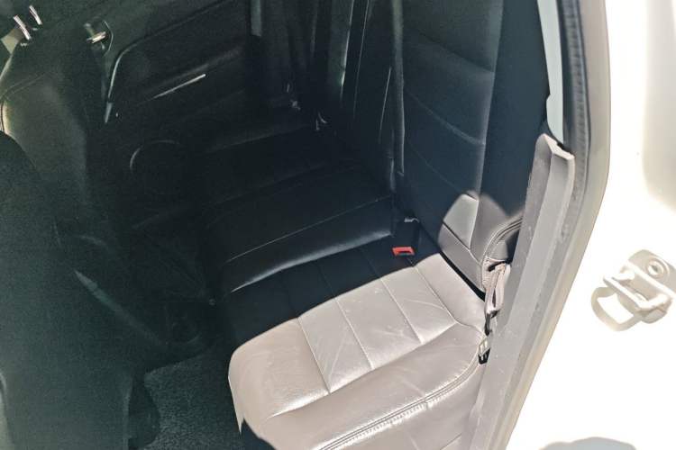 Used Jeep Patriot 2014 2.4L Luxury Navigation Edition Left Rear Seat
