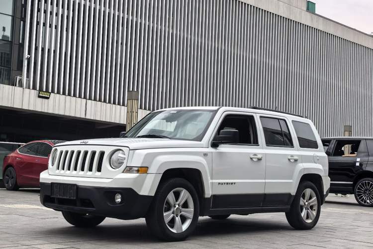 Used Jeep Patriot 2014 2.4L Sport Edition Guazi used car, China used car export, Used car for sale, Used cars, Cheapest cars for sale