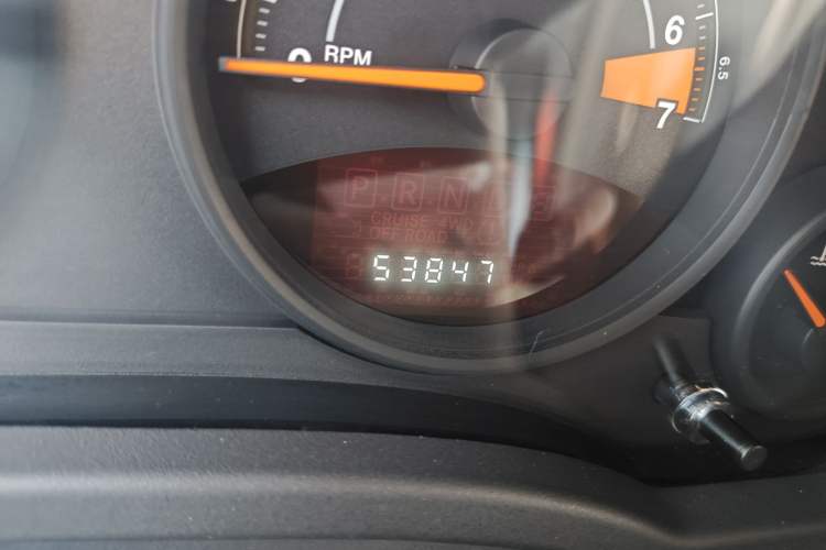 Used Jeep Patriot 2014 2.0L Sport Edition Odometer Close Up