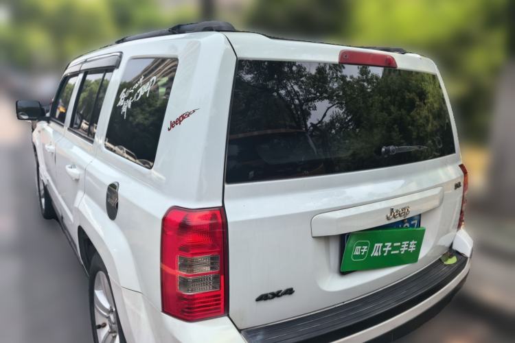 Used Jeep Patriot 2014 2.4L Sport Edition Rear Left 45 Deg