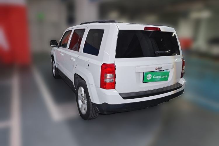 Used Jeep Patriot 2014 2.0L Sport Edition Rear Left 45 Deg