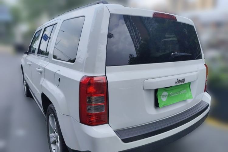 Used Jeep Patriot 2014 2.0L Sport Edition Rear Left 45 Deg